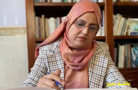 عائشة بنور.. صوت ملهم يعانق ثقافة الجزائر ويناضل من أجل المرأة