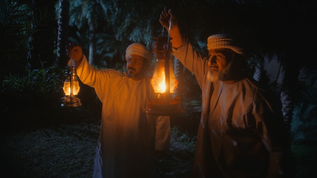 عدنان حسين أحمد: 