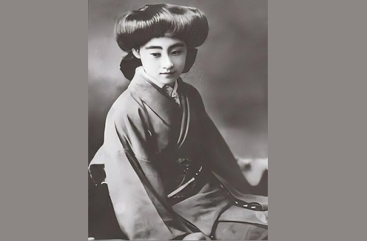 تاكيكو كوجو: لا جدوى.. قصائد تانكا